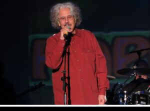 The Turtles Co-Founder Dies at 78 After Blood Disease